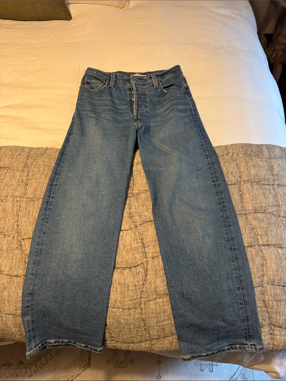 Levi's Ribcage Straight Ankle Jeans